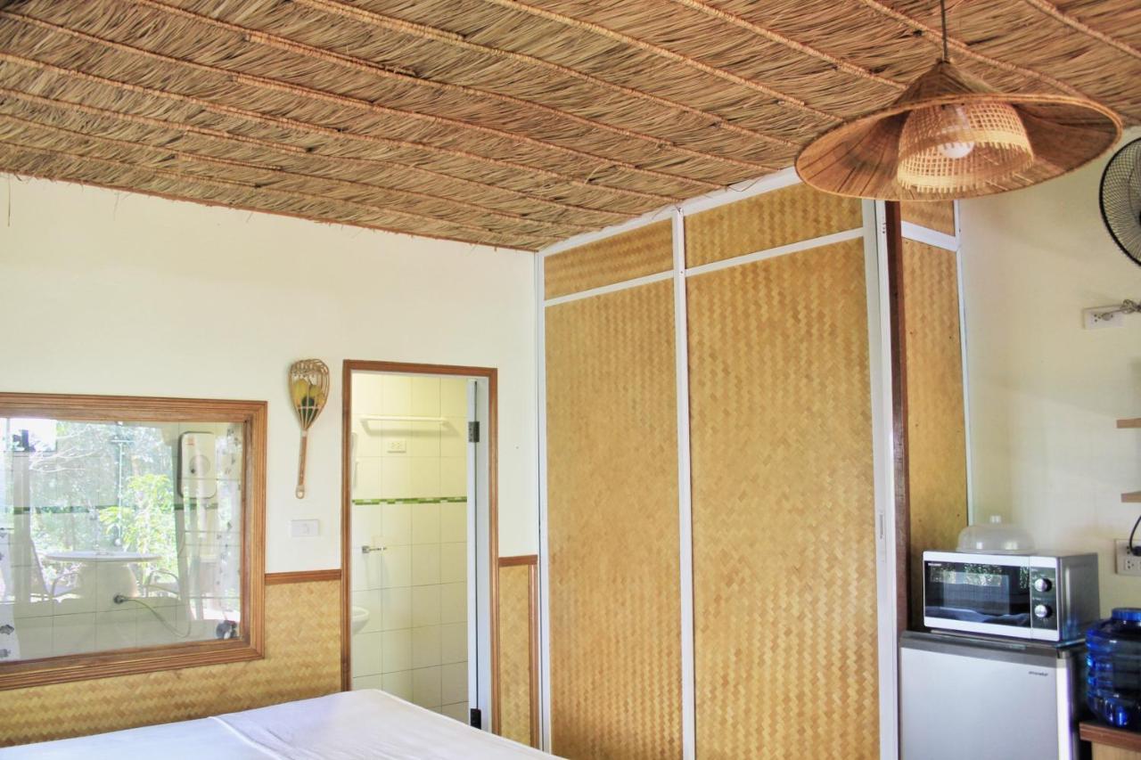 Pink Kangaroo Bungalows Ko Kut Экстерьер фото